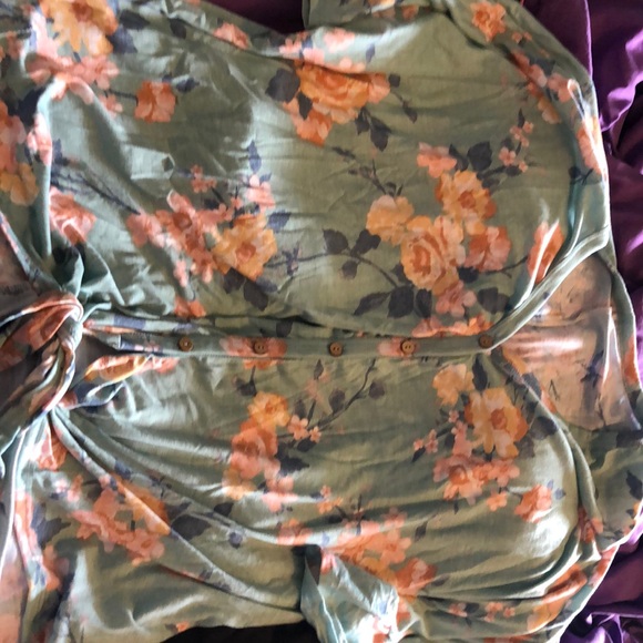 Floral Shirt - Picture 2 of 5